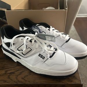 Men’s black and white new balance 550s size 11 1/2 brand new